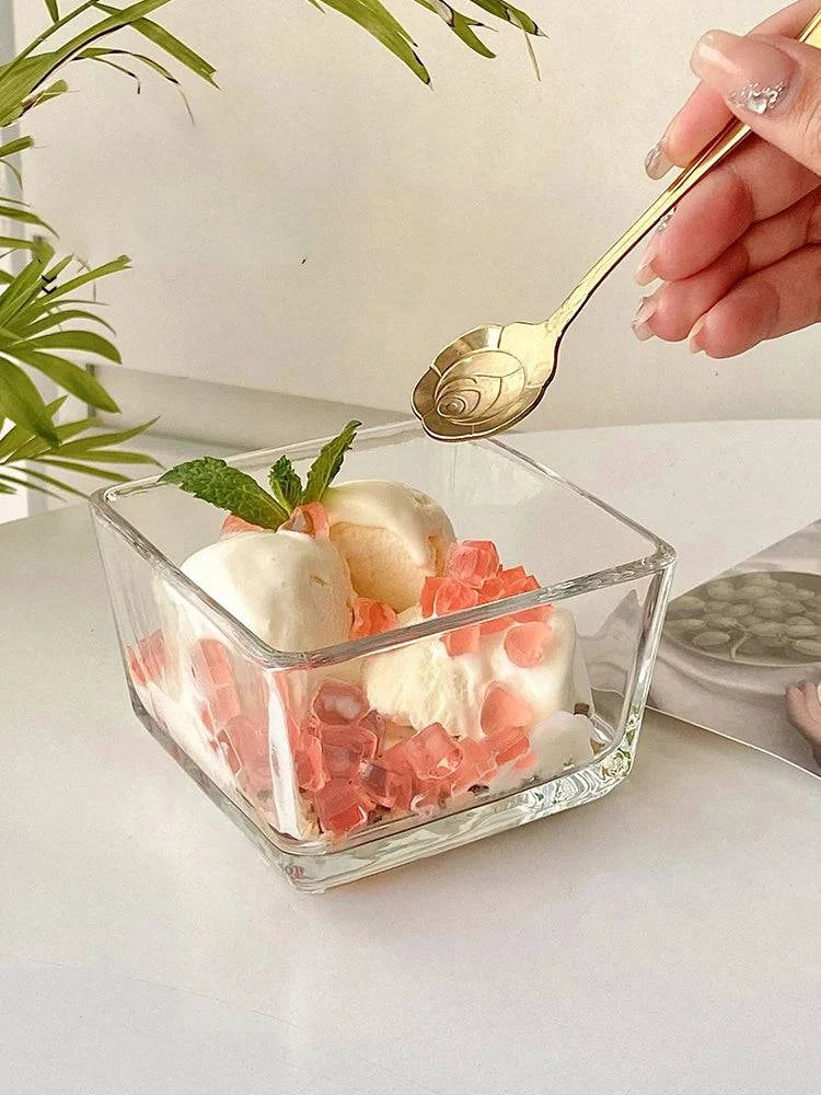 Simple Square Glass Bowl: Versatile Dining Elegance - Cook Lux