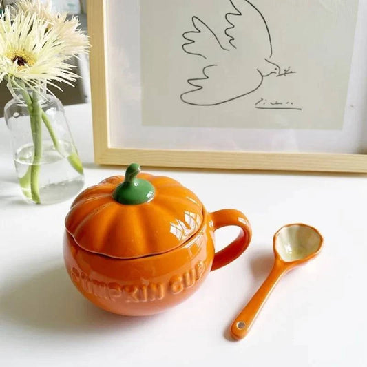 Dishwasher-safe pumpkin cup in orange finish