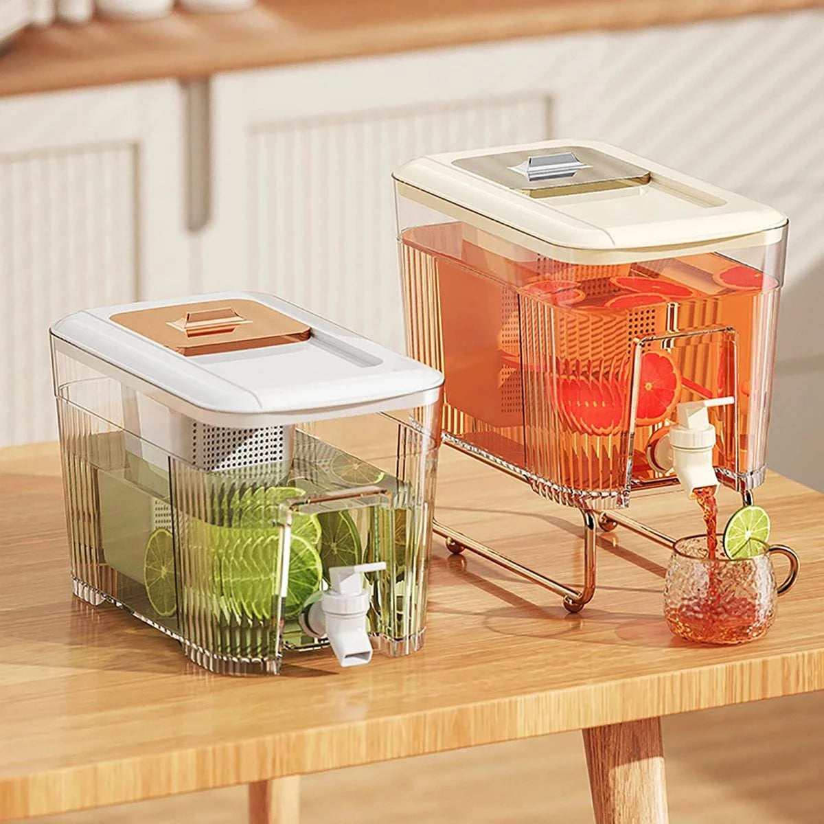 High-quality, food-safe refrigerator jug for cold drinks