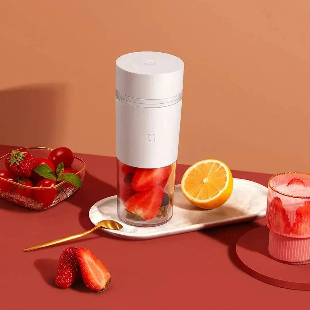 Mini Portable Juicing Blender - Compact, USB Rechargeable, and Powerful for Smoothies & Fresh Juice - Cook Lux